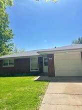 1105 E Scovill St in Urbana, IL - Building Photo - Building Photo