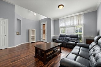 123 Justin Leonard Dr in Round Rock, TX - Foto de edificio - Building Photo