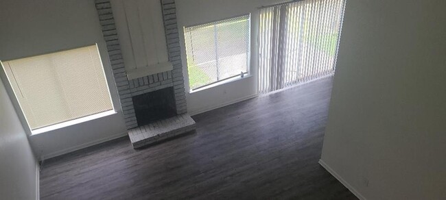 7702 Candlegreen Ln in Houston, TX - Building Photo - Building Photo