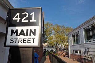 421 Main St in Ridgefield, CT - Building Photo