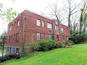 4050-4056 Reading Rd in Cincinnati, OH - Building Photo - Building Photo