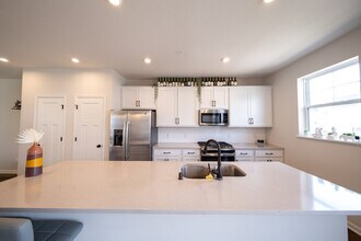 6548 Joliet Ave S in Cottage Grove, MN - Building Photo - Building Photo