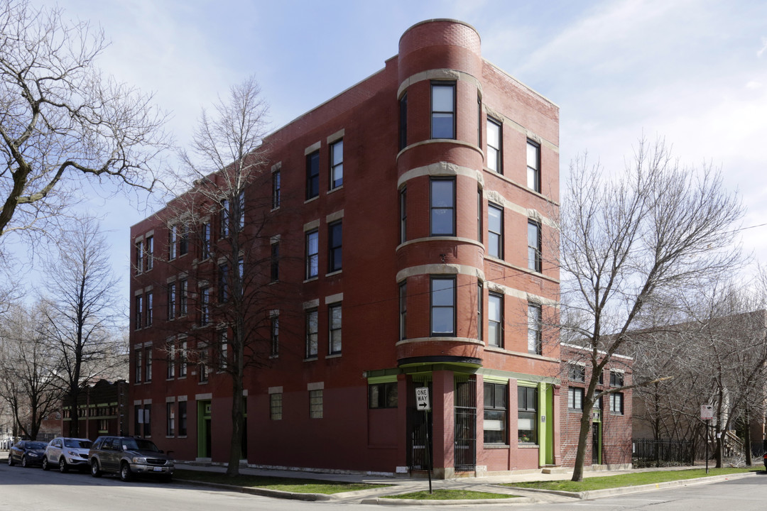 1257 N Campbell Ave in Chicago, IL - Building Photo