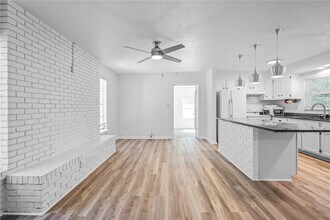 3820 NW 15 Ave in Gainesville, FL - Building Photo - Building Photo