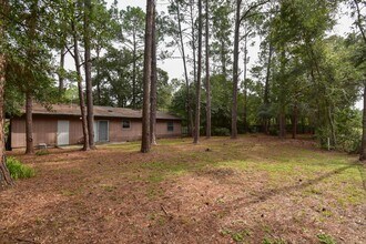 2921 NW 63rd Pl in Gainesville, FL - Building Photo - Building Photo