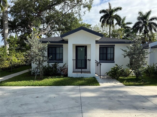 210 SW 3rd St in Florida City, FL - Building Photo - Building Photo