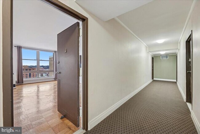 property at 1260 21st St NW