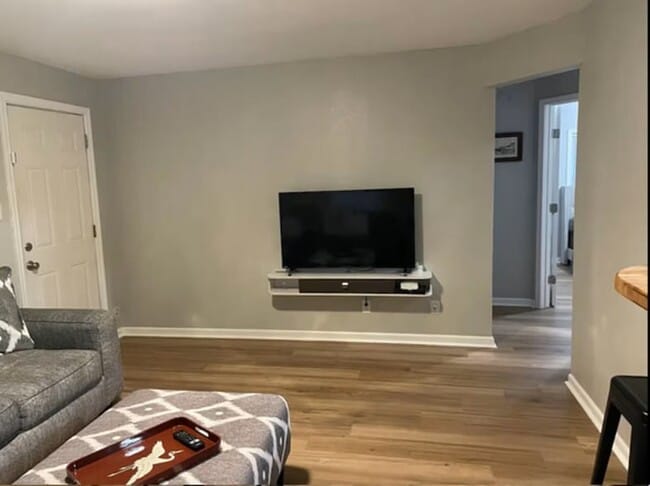 421 Perkins Ave in League City, TX - Building Photo - Building Photo