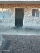 1345 E Campbell Ave in Phoenix, AZ - Building Photo
