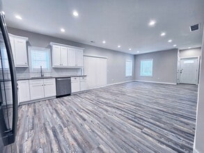 4118 Ellison Rd in South Euclid, OH - Building Photo - Building Photo