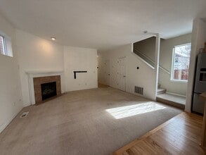 19430 Hollygrape St in Bend, OR - Building Photo - Building Photo