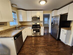 4405 Groveland Rd in University Heights, OH - Building Photo - Building Photo