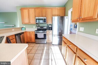 6046 Smooth Stone Pl in Haymarket, VA - Building Photo - Building Photo