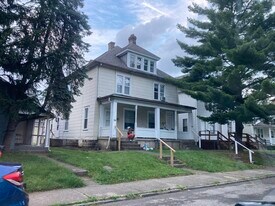 96 E Patterson Ave in Columbus, OH - Building Photo