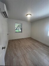 11 Sidonia Ave, Unit 1 in Coral Gables, FL - Building Photo - Building Photo