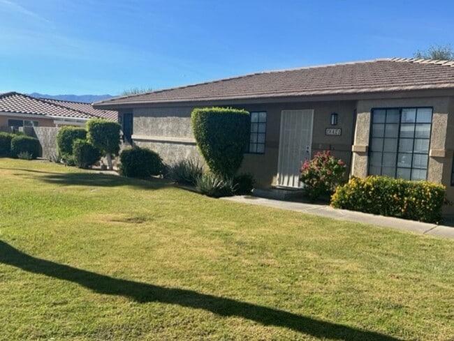 28421 Avenida La Paz in Cathedral City, CA - Building Photo - Building Photo
