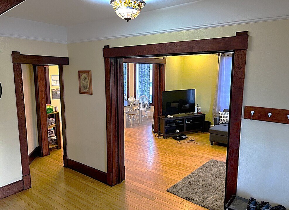 4704 N Lacey St in Spokane, WA - Building Photo