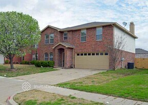 2928 Marco Dr in Grand Prairie, TX - Building Photo