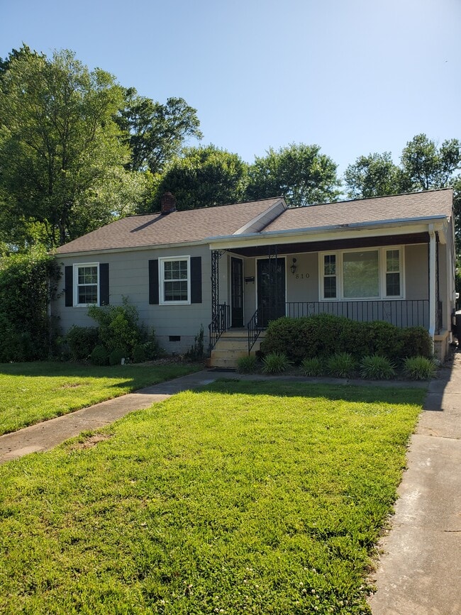 810 Bellview St in Winston-Salem, NC - Building Photo - Building Photo