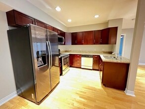 2722 Knight St in Dallas, TX - Building Photo - Building Photo