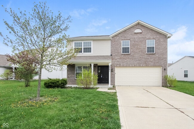property at 2261 Rosswood Blvd