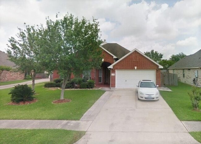 property at 2604 Hidden Creek Dr