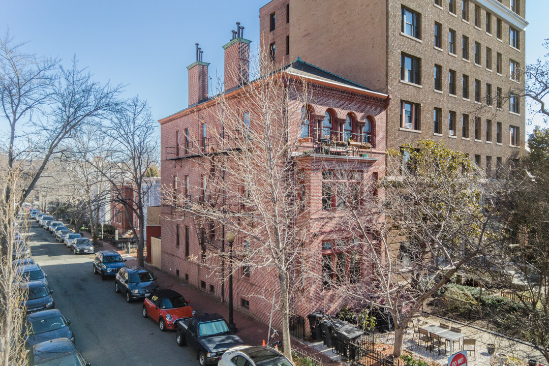 1919 16th St NW in Washington, DC - Foto de edificio