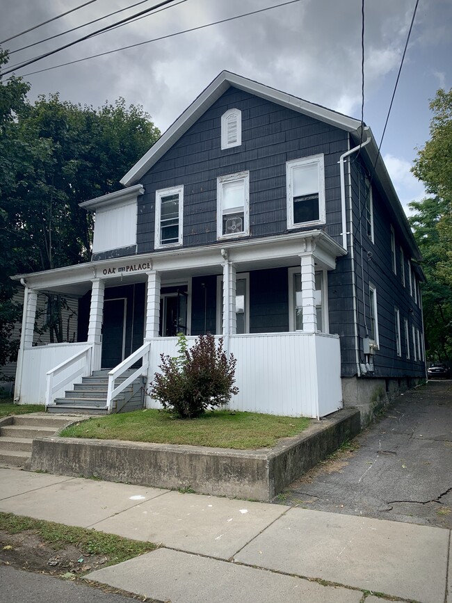 163 Oak St in Binghamton, NY - Building Photo - Building Photo