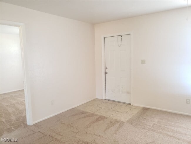 property at 622 SE 13th Ct