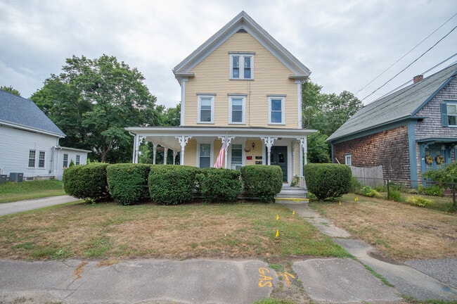 property at 10 Barrows St