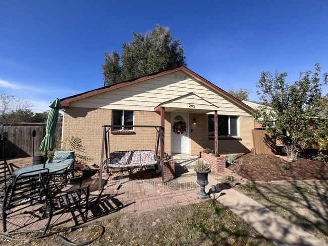 205 16th Ave Ct in Greeley, CO - Building Photo - Building Photo