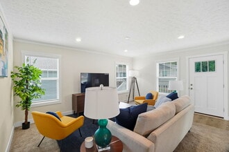 Tapestry Rentals in Hickory, NC - Building Photo - Building Photo