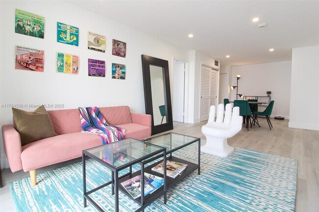 1615 West Ave in Miami Beach, FL - Building Photo - Building Photo