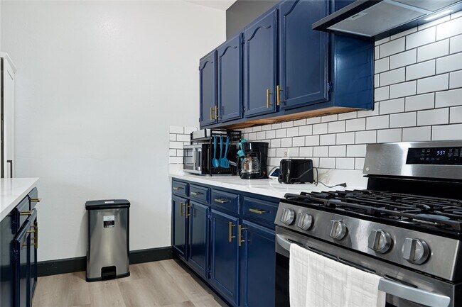 12115 Wood Forest Dr in Houston, TX - Building Photo - Building Photo