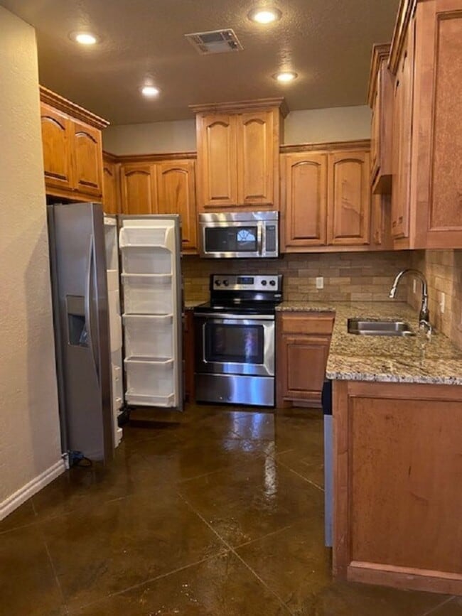 2505 SW A Ave in Lawton, OK - Building Photo - Building Photo