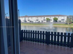 5220 NW 109th Ave in Doral, FL - Building Photo - Building Photo