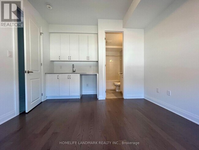 7 Wisla Ave in Markham, ON - Building Photo - Building Photo