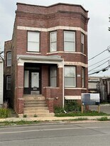 1543 W Marquette Rd in Chicago, IL - Building Photo