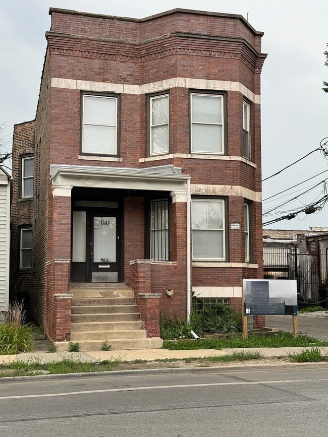 property at 1543 W Marquette Rd