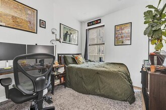 107 First Avenue, Unit 7 in New York, NY - Building Photo - Building Photo