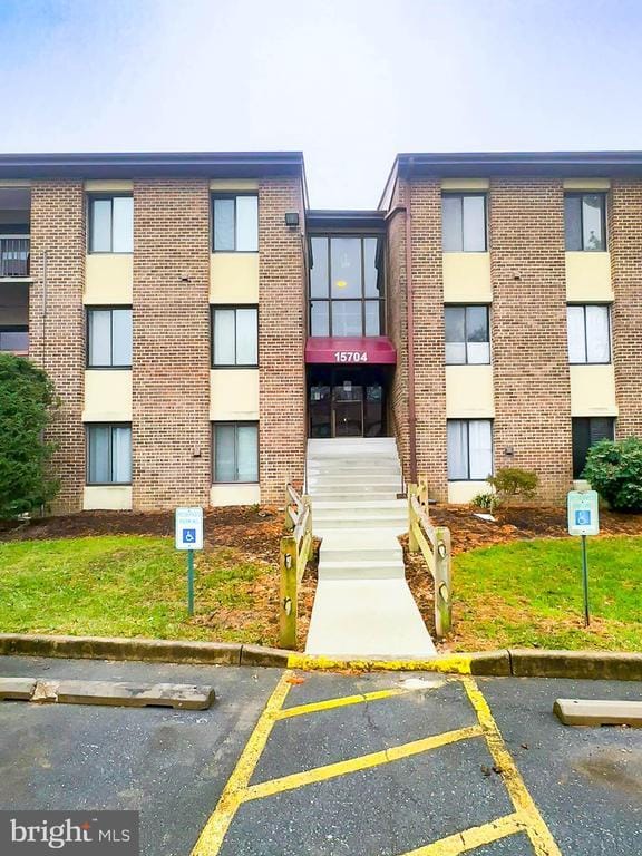 property at 15704 Dorset Rd