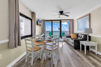 2406 N Ocean Blvd, Unit ID1381429P in Myrtle Beach, SC - Foto de edificio - Building Photo