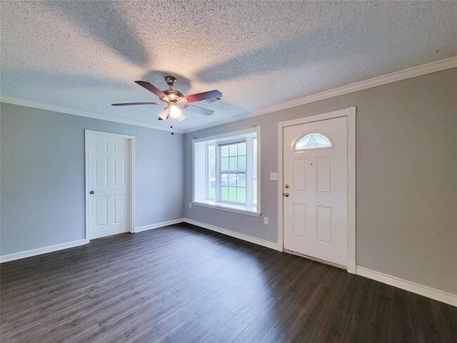 2306 Downey Dr in La Marque, TX - Building Photo - Building Photo