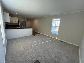 1915 SW 12th St in Lincoln, NE - Foto de edificio - Building Photo