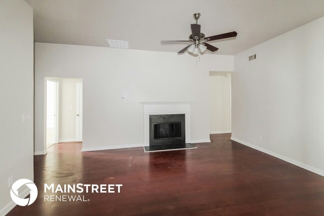 160 Lakeside Point in Covington, GA - Foto de edificio - Building Photo