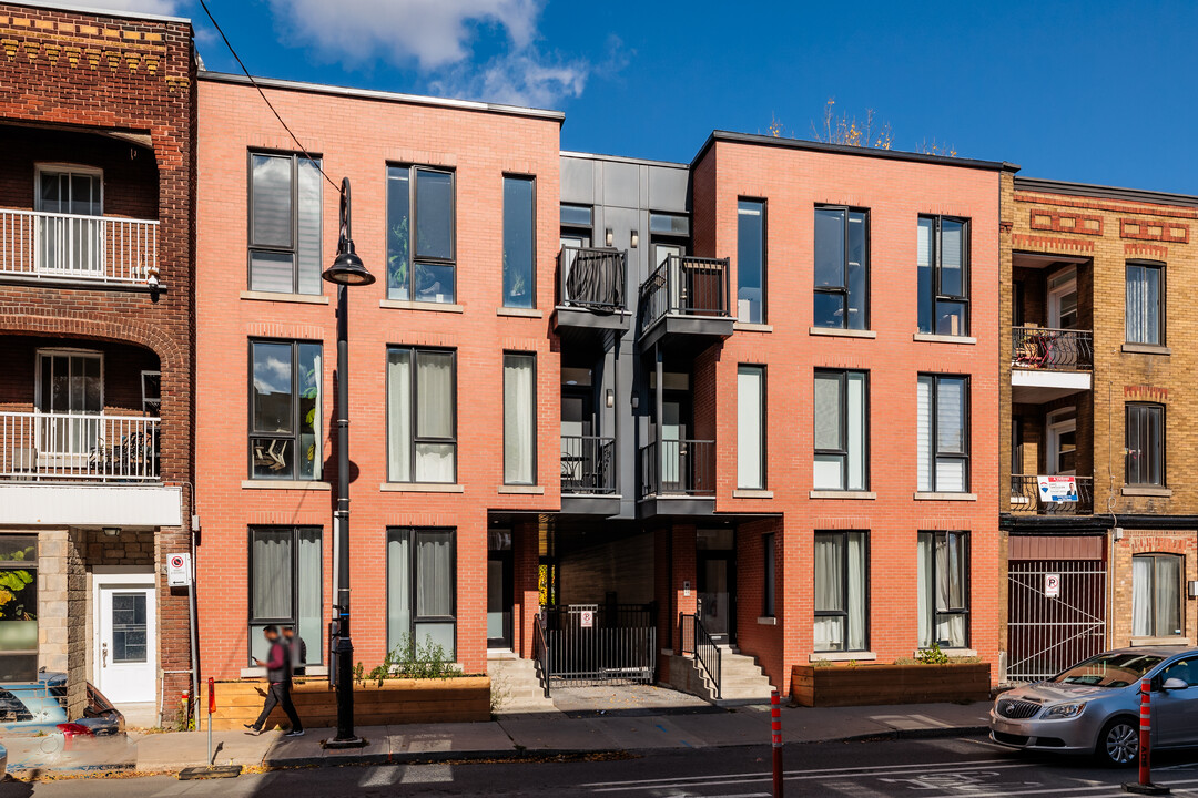 907 De L'église Rue in Verdun, QC - Building Photo