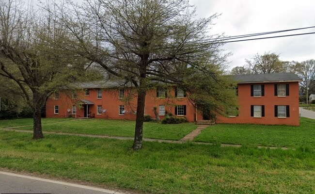 property at 623 E Solomon St