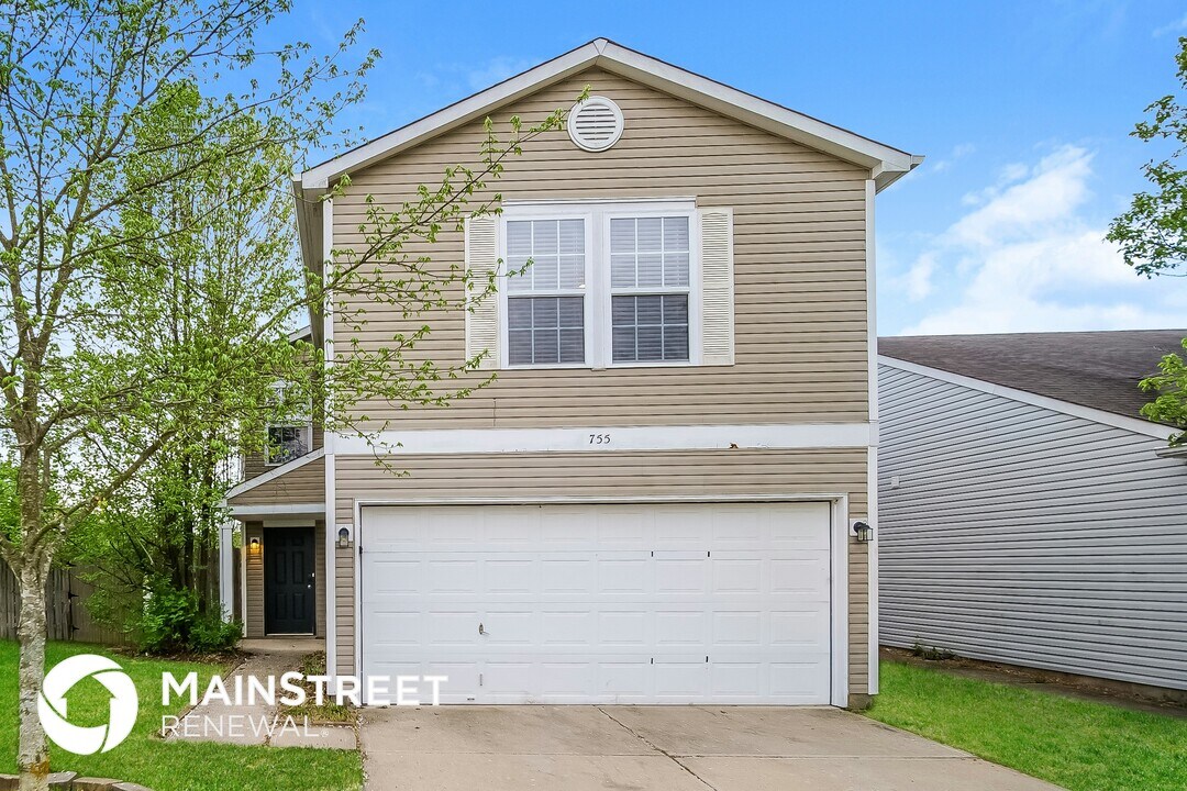 755 Fern St in Greenfield, IN - Building Photo
