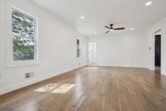 702 Washington St in Hackettstown, NJ - Building Photo - Building Photo