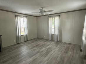 1080 Colonial Trail in Kalamazoo, MI - Building Photo - Building Photo